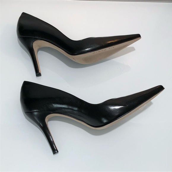 Gianni Bini Leather Black Heels - Picture 8 of 16